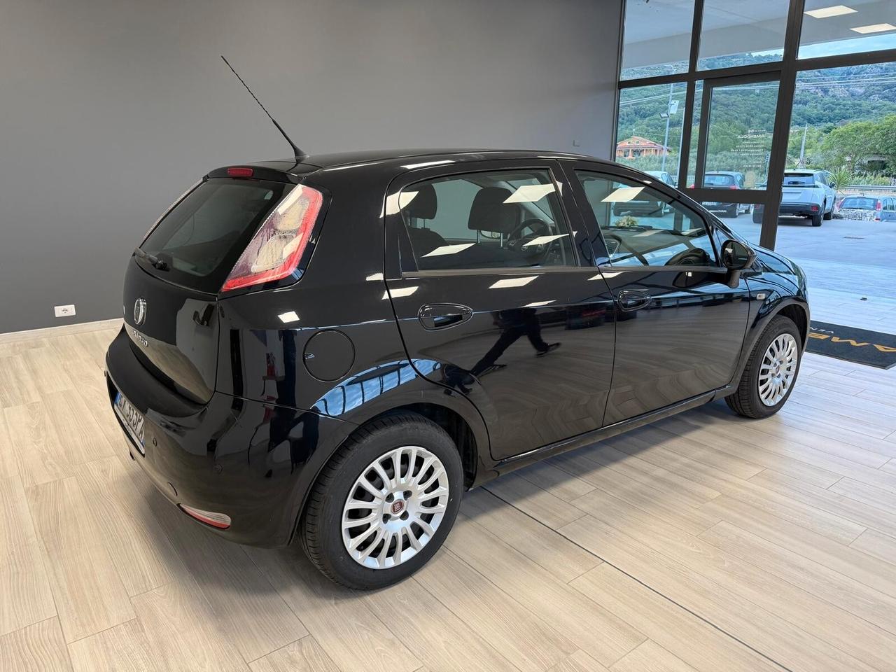 Fiat Punto Evo 1.2 8v Lounge GPL
