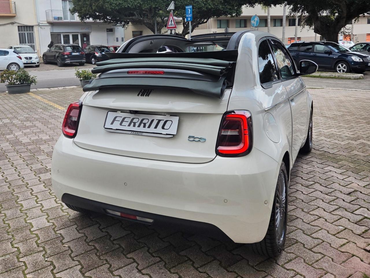 Fiat 500e Cabrio 42 kWh ICON