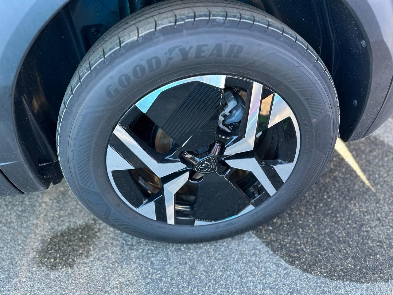 PEUGEOT 2008 II 2023 - 2008 1.2 puretech Allure s&s 100cv