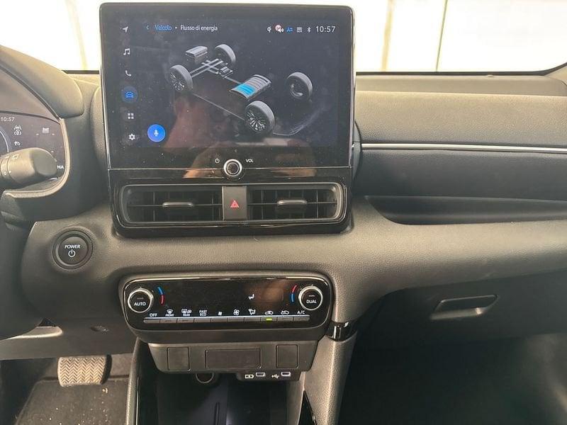 Toyota Yaris 15H 130HP LOUNGE MY25