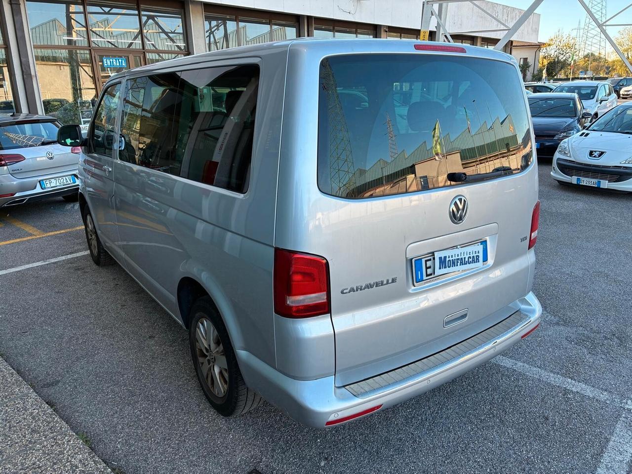 Volkswagen Caravelle 2.0 TDI Comfortline 9 posti