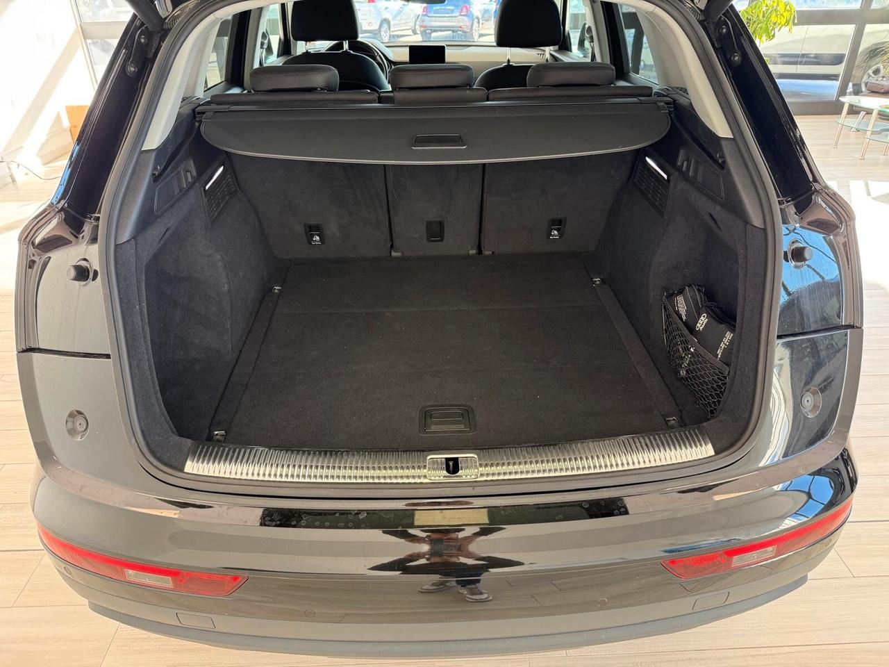 Audi Q5 2.0 TDI quattro S tronic Business