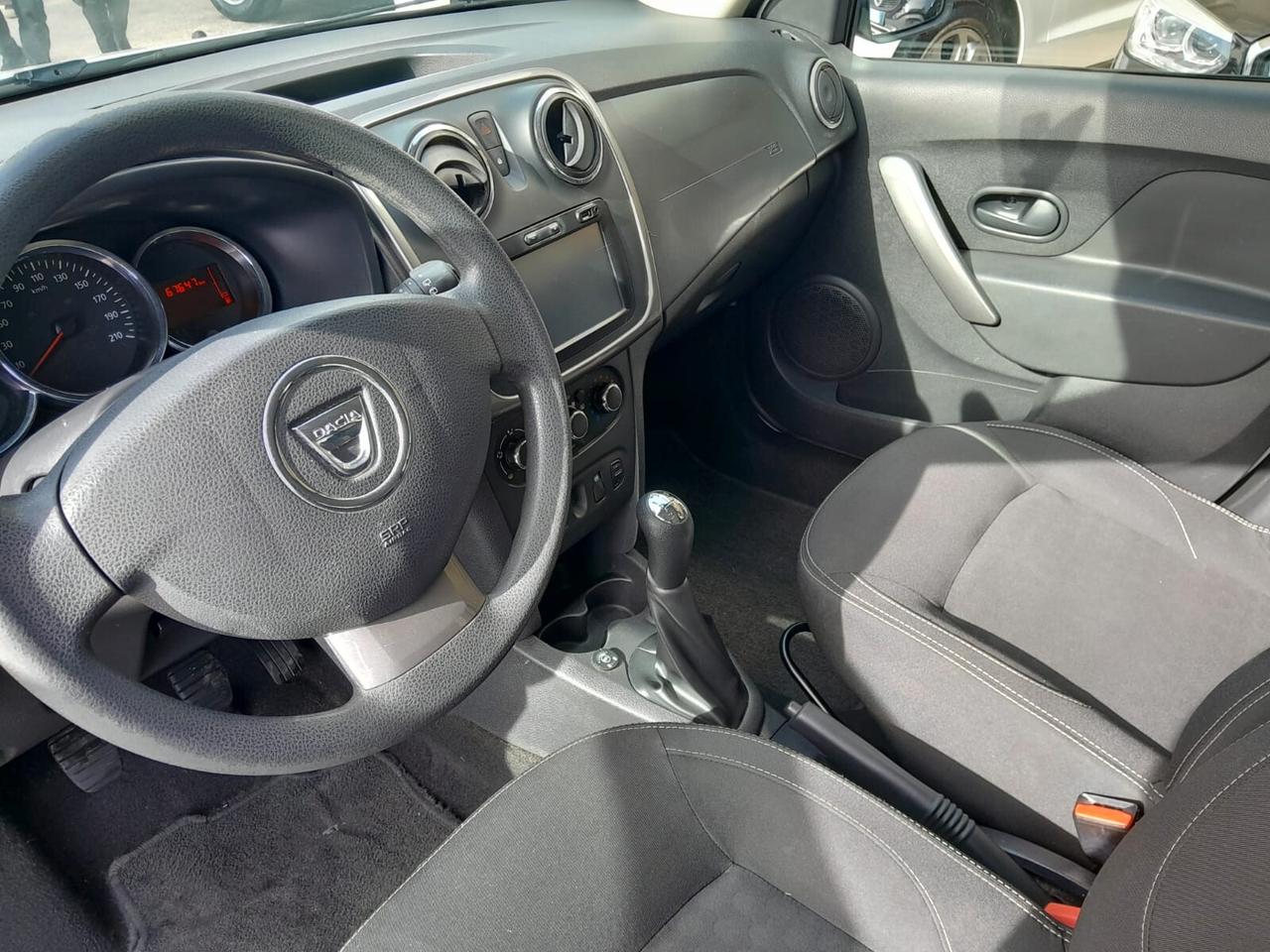 Dacia Sandero 0.9 TCe 12V T-GPL 90 Start&Stop SS Lauréate Family