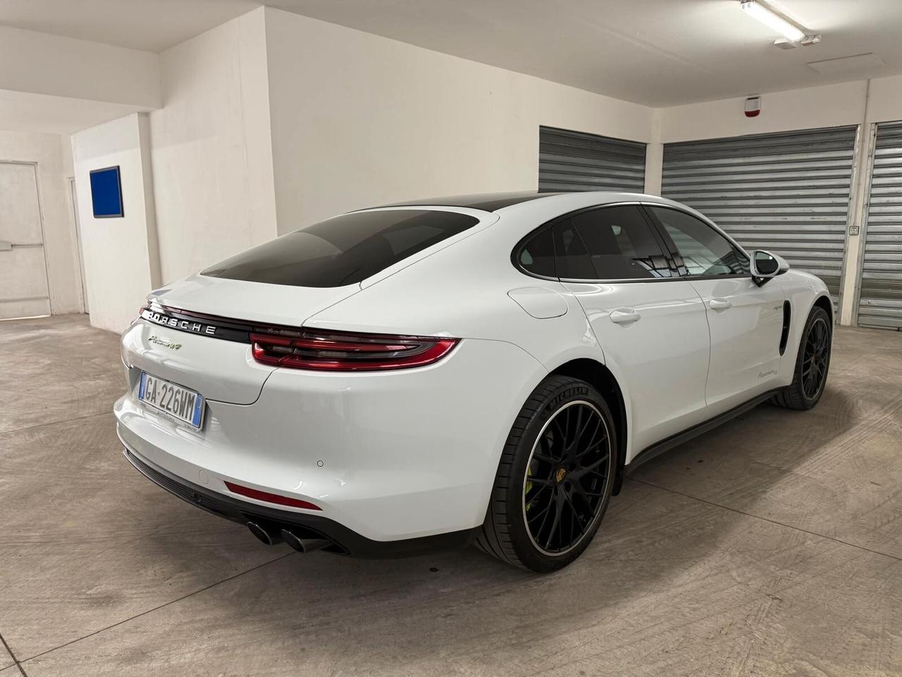 Porsche Panamera 2.9 4 E-Hybrid 10 years Edition