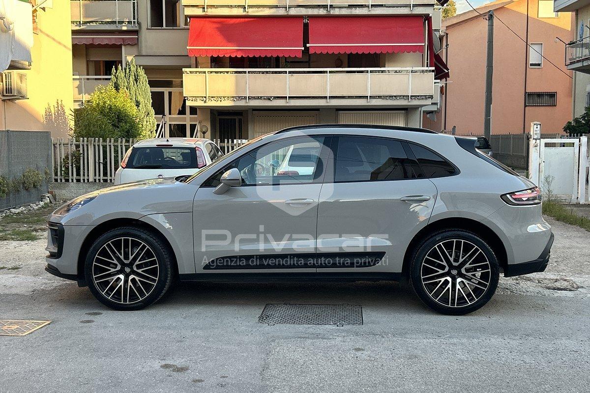 PORSCHE Macan 2.0