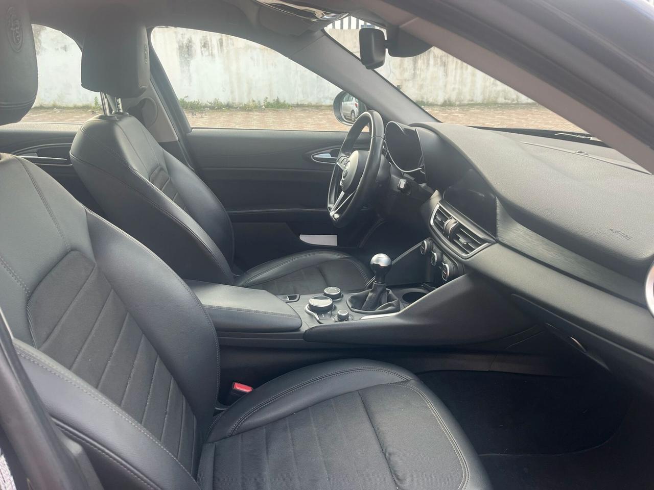 Alfa Romeo Giulia 2.2 Turbodiesel 150 CV Super