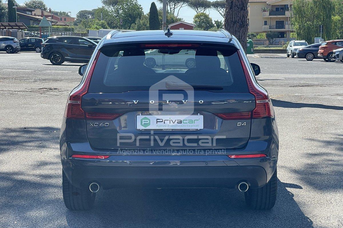 VOLVO XC60 B4 (d) Geartronic Momentum Pro