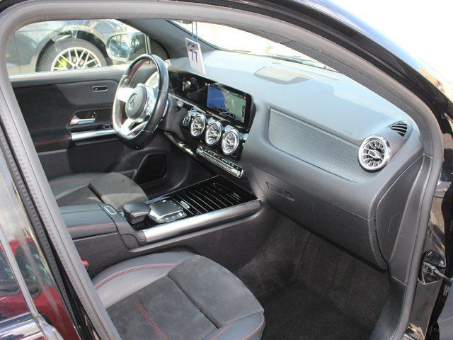 MERCEDES-BENZ GLA 200 d Automatic 4Matic Premium