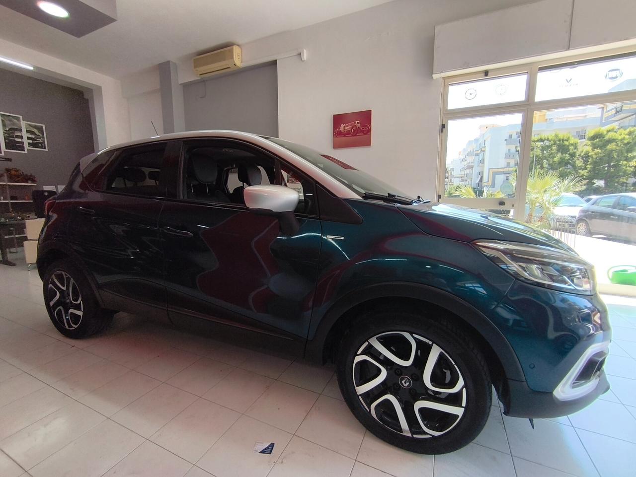 Renault Captur dCi 8V 90 CV EDC Sport Edition