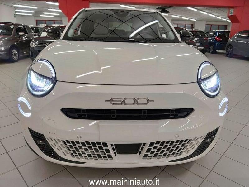 FIAT 600 1.2 136cv Hybrid DCT MHEV La Prima Cambio Automatico