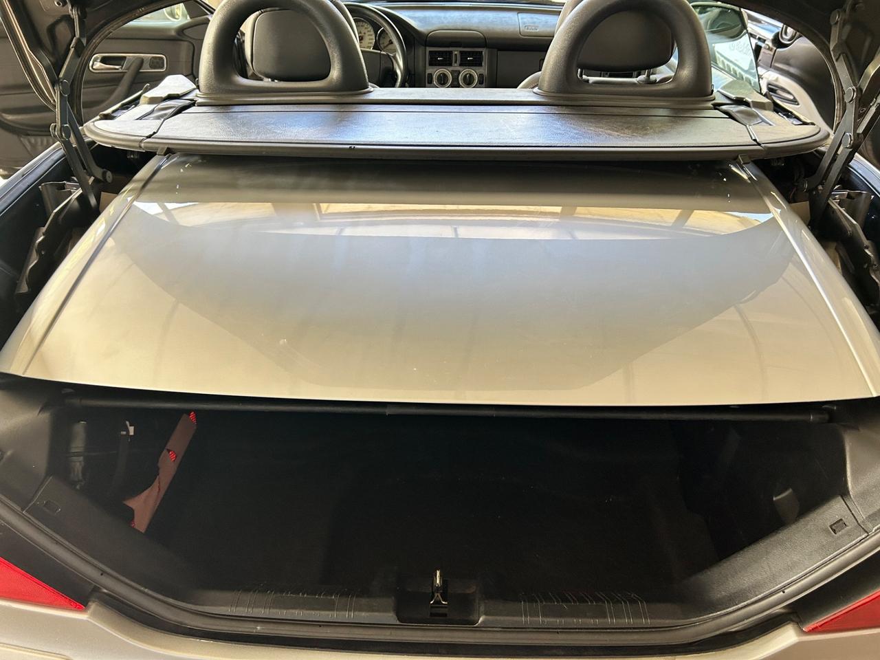 Mercedes-Benz SLK 200 cat