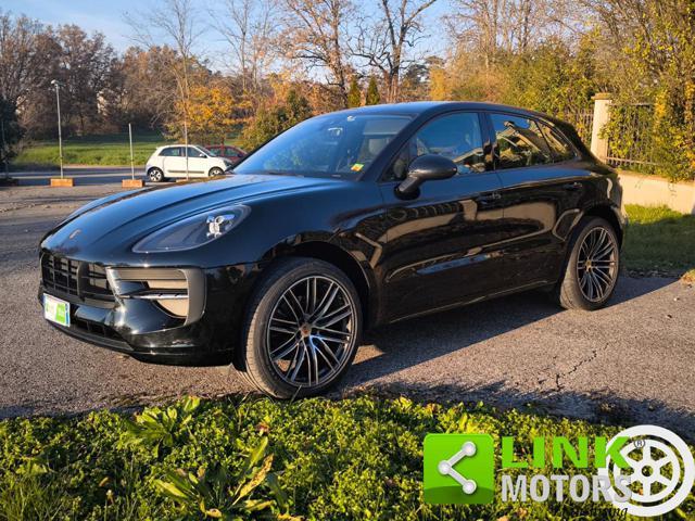 PORSCHE Macan 2.0