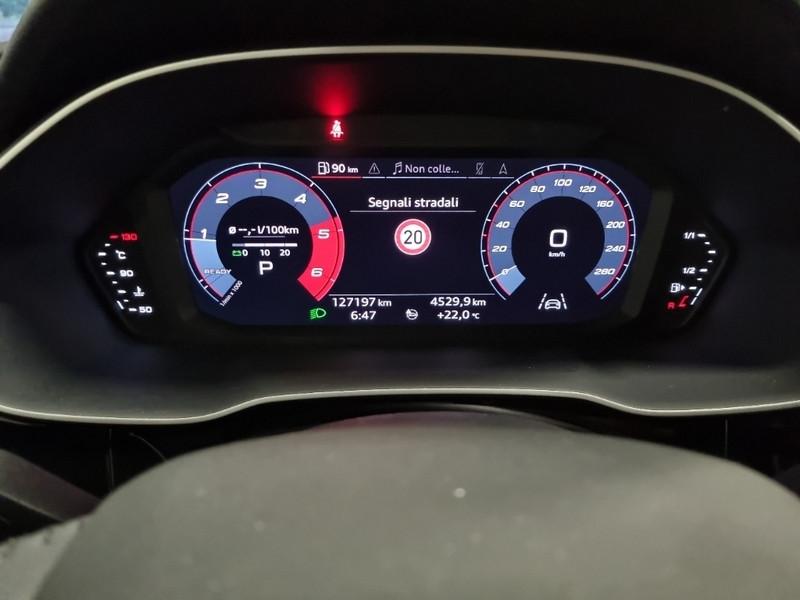 AUDI Q3 35 TDI S tronic Business Advanced