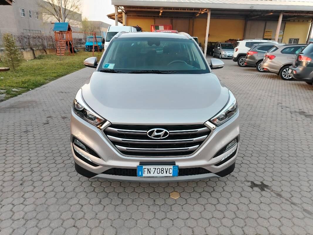 Hyundai Tucson 1.7 crdi Sound 2wd 115cv