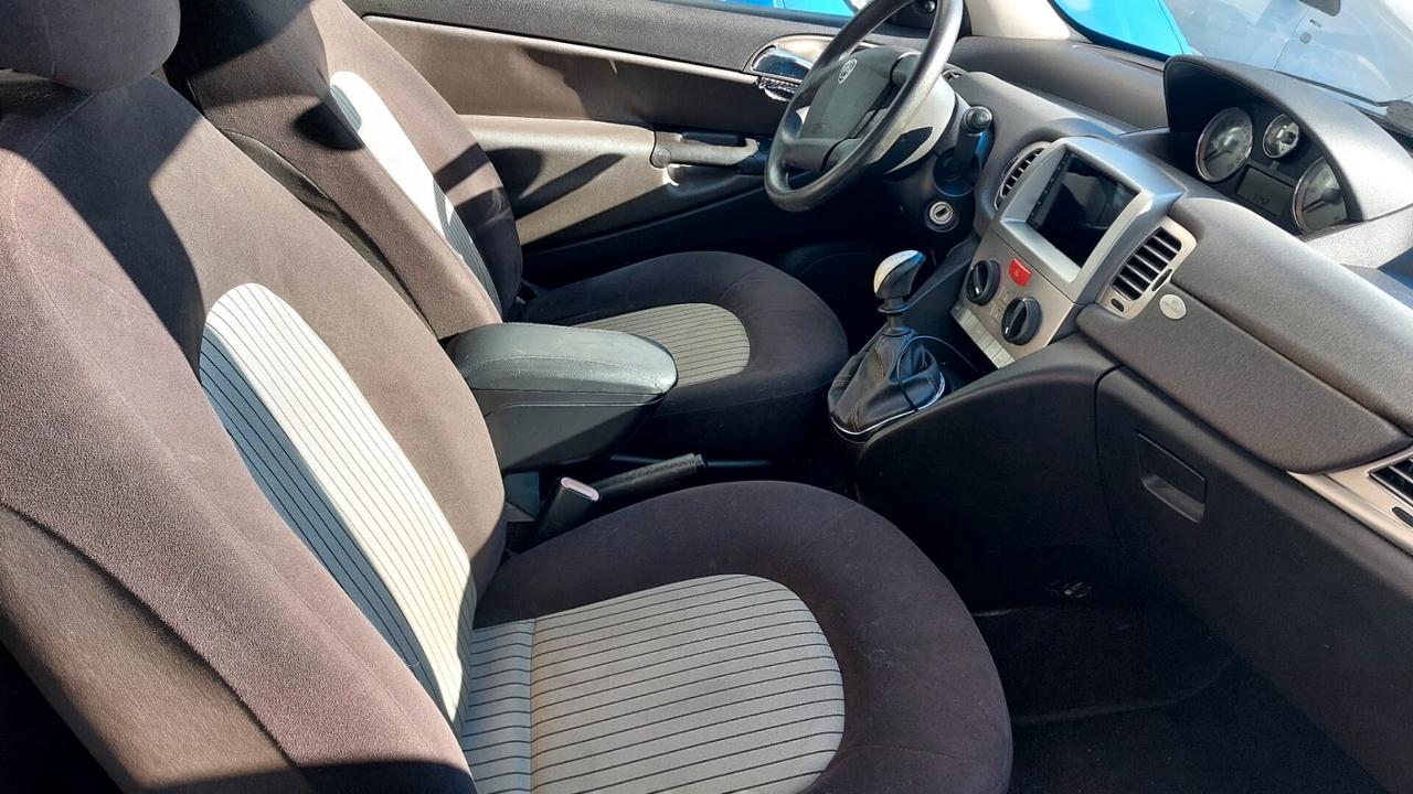 Lancia Ypsilon 1.2 GPL