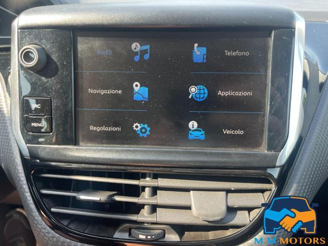 PEUGEOT 208 1° Allure ?neo patentati ?
