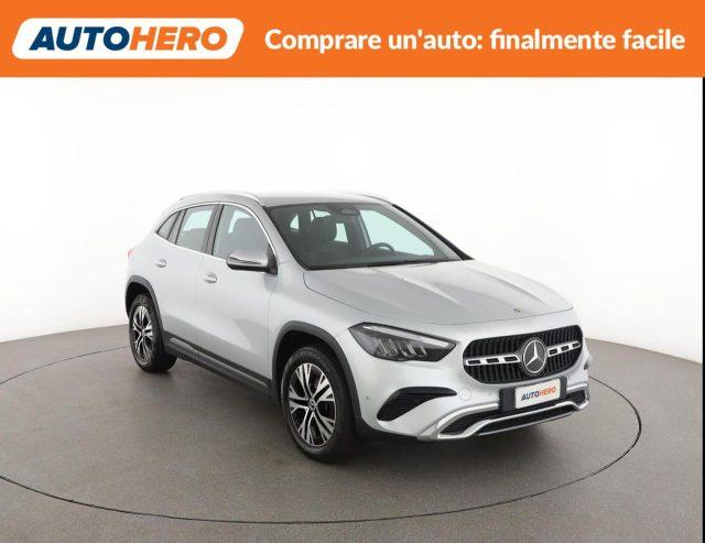 MERCEDES-BENZ GLA 200 d Automatic Advanced