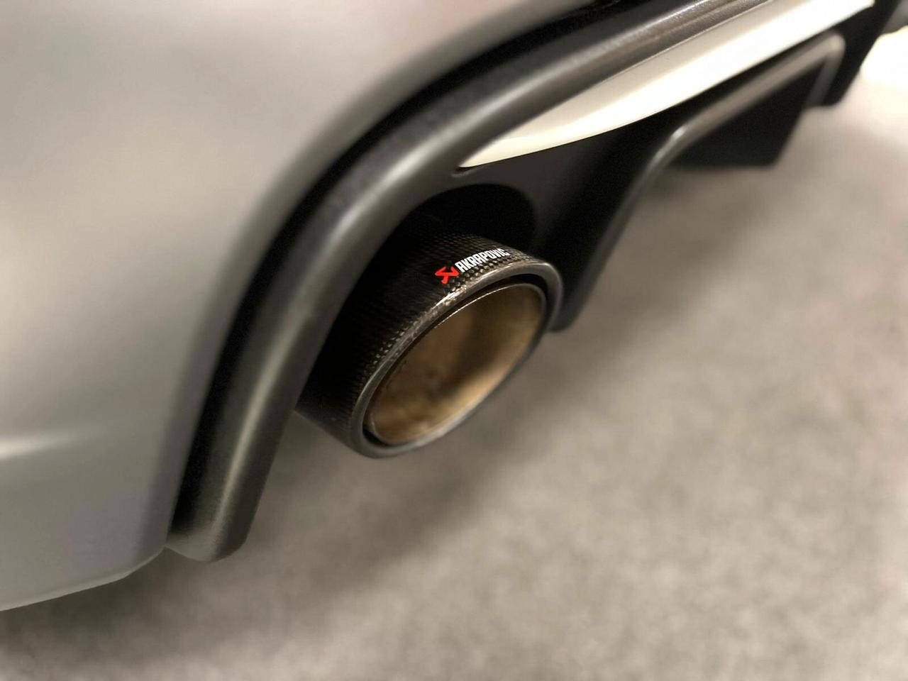 Abarth 595 1.4 Turbo T-Jet 180 CV Esseesse