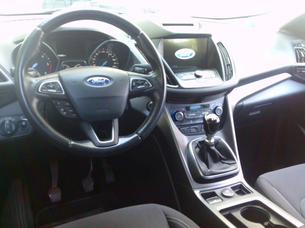 Ford Kuga 1.5 TDCI 120 CV S&S 2WD Titanium