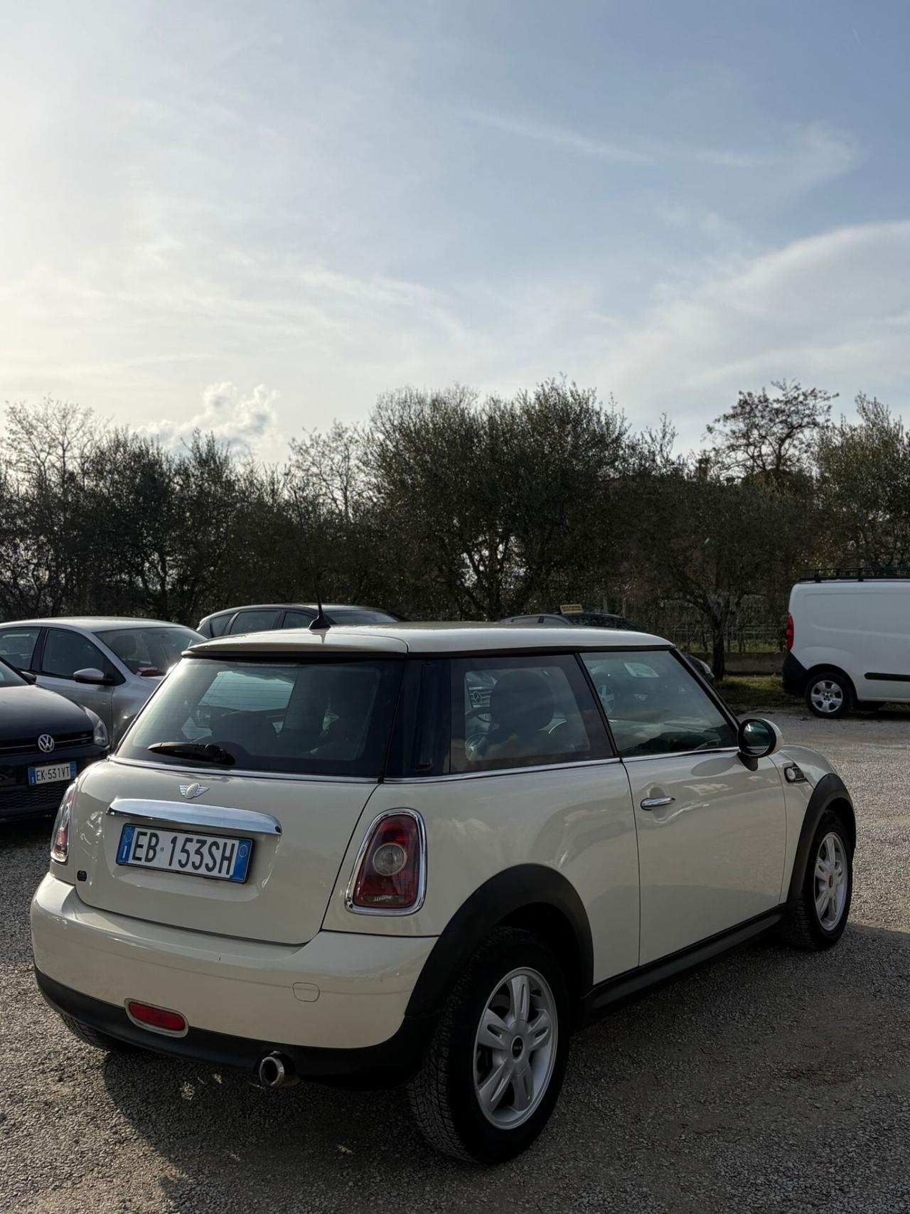 Mini Cooper D 1.6 Diesel PERFETTA NEOPATENTATI
