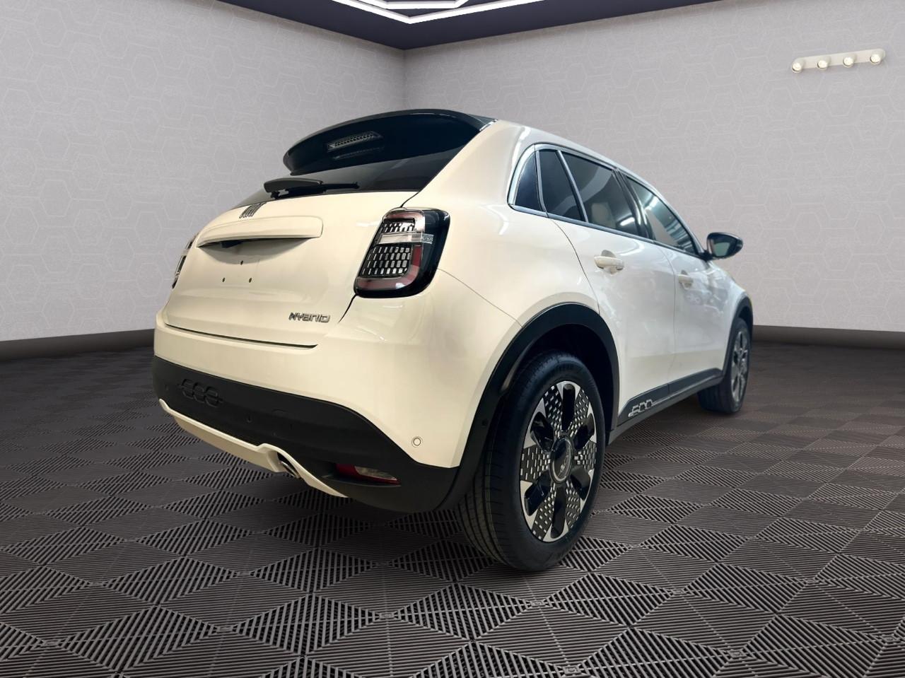 Fiat 600 Hybrid 110 CV DCT MHEV La Prima