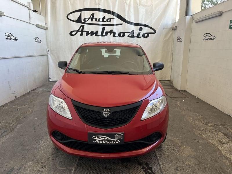 Lancia Ypsilon Ypsilon 1.0 firefly hybrid Gold s&s 70cv
