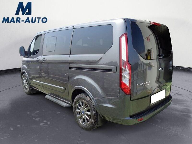 Ford Tourneo Custom 320 2.0 EcoBlue 170CV aut. PC Titanium