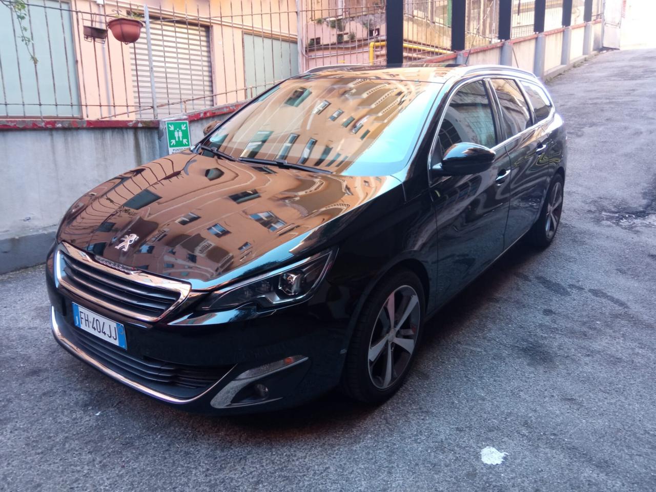 Peugeot 308 1.6 BlueHDi 120 S&S SW GT Line