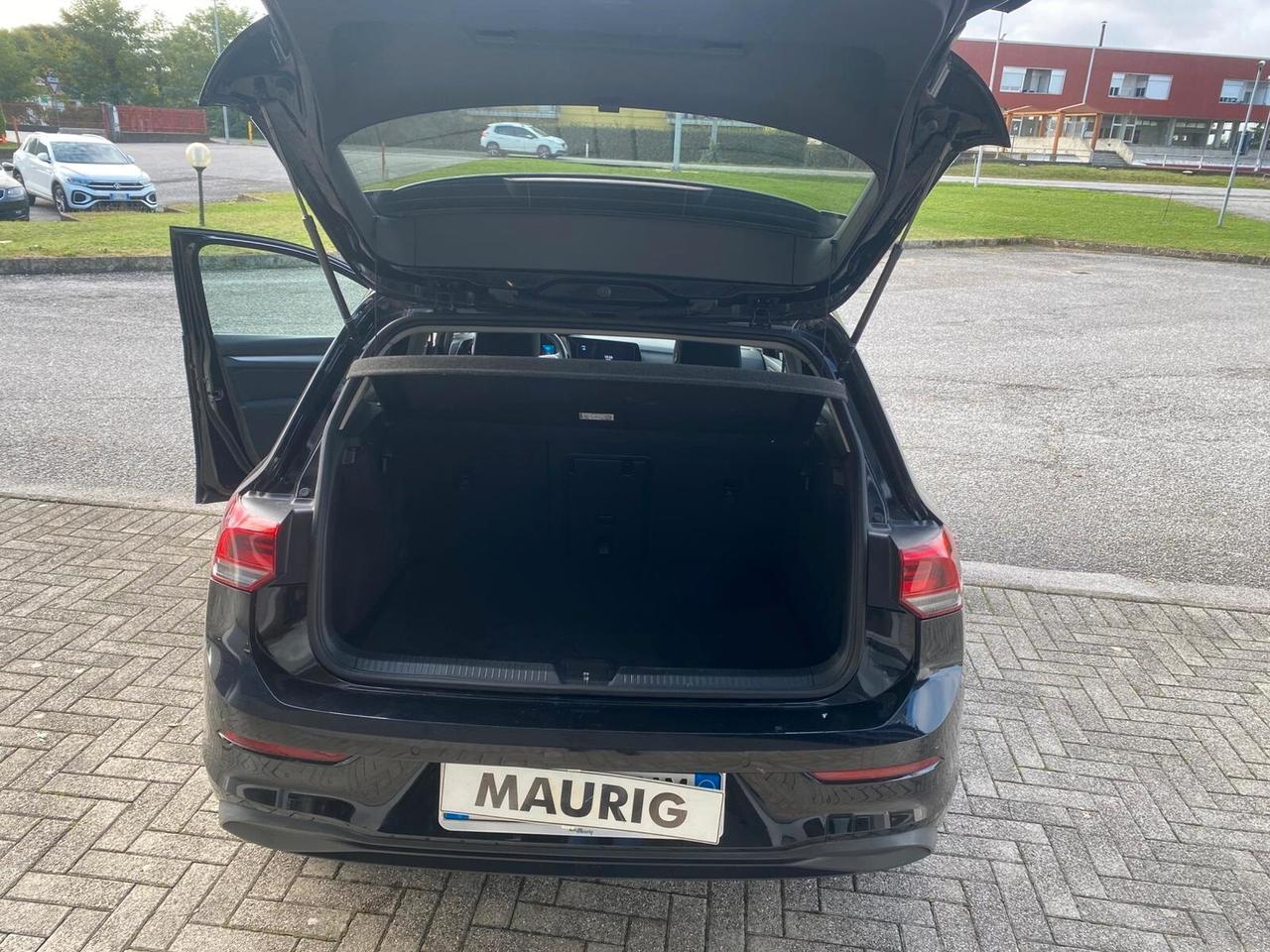 Volkswagen Golf 1.0 eTSI EVO DSG Life