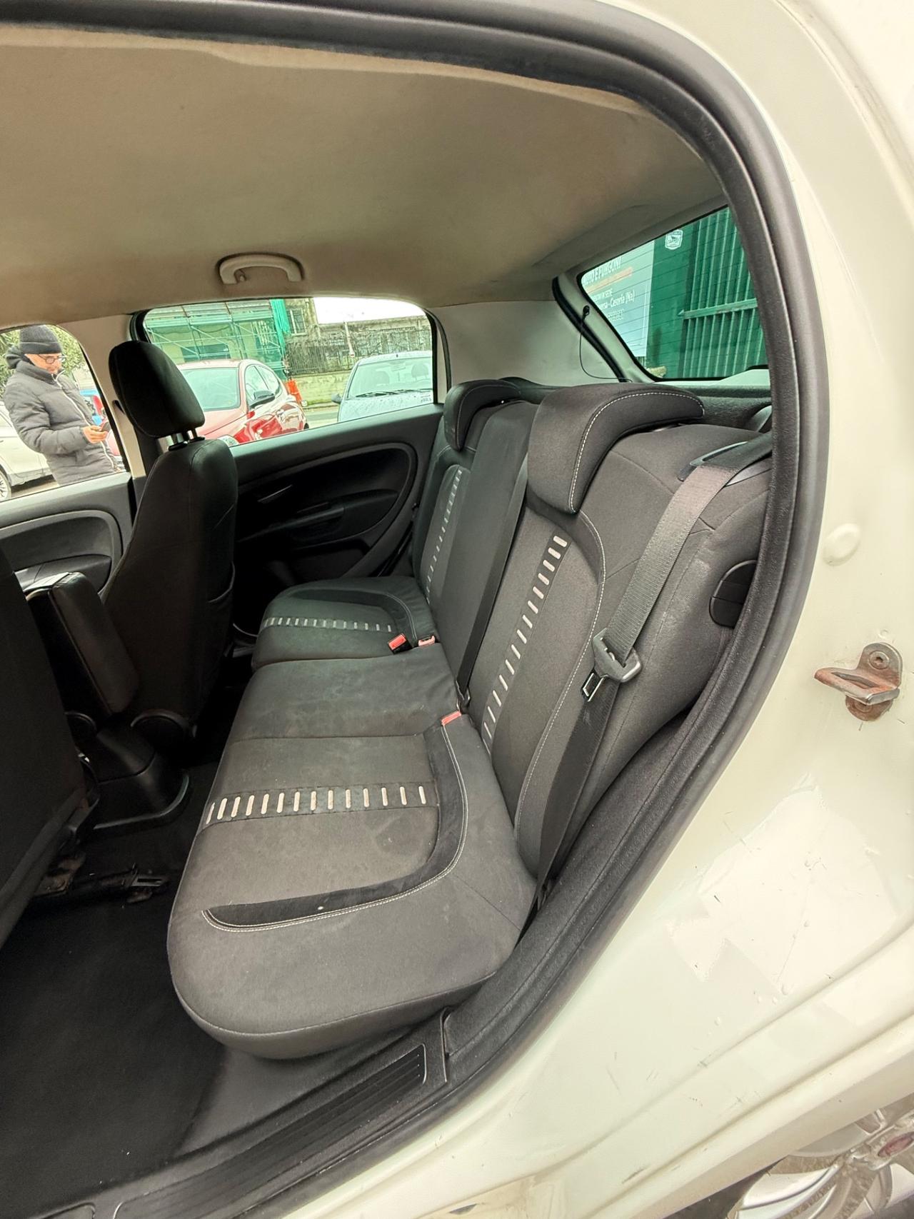 Fiat Punto Grande Punro 1.3 MJT 90 CV 5P Emotion