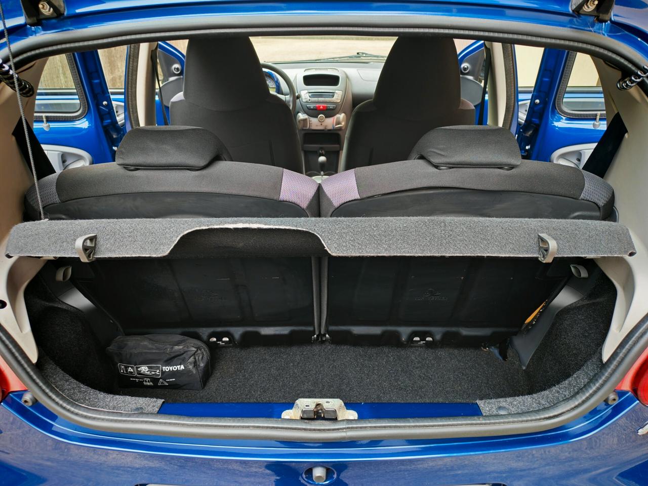 Toyota Aygo 1.0 BENZINA 68cv / AUTOMATICA