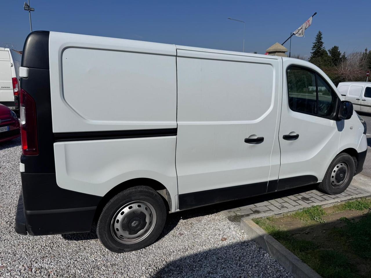 Renault Trafic T28 2.0CDi Cargo 120CV Iva Compresa
