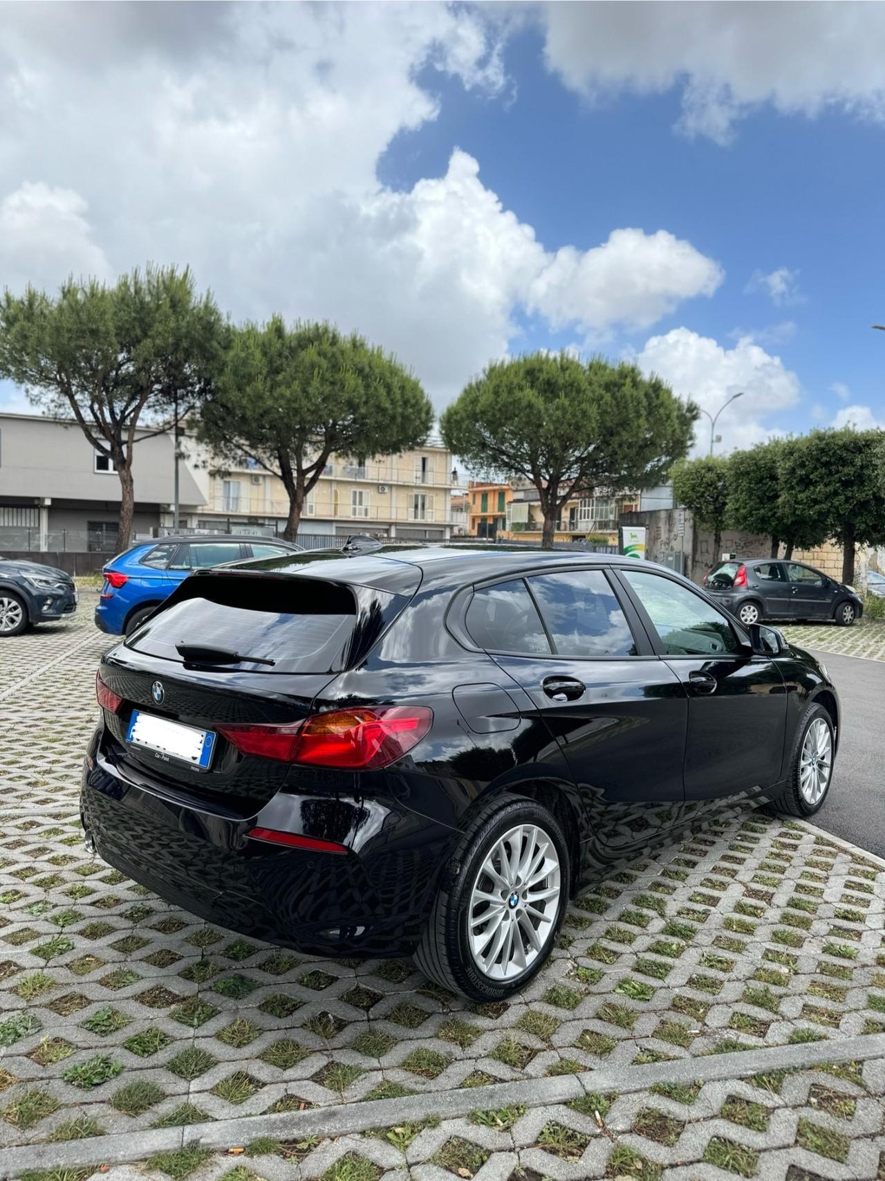 Bmw 116 116d 5p. Advantage