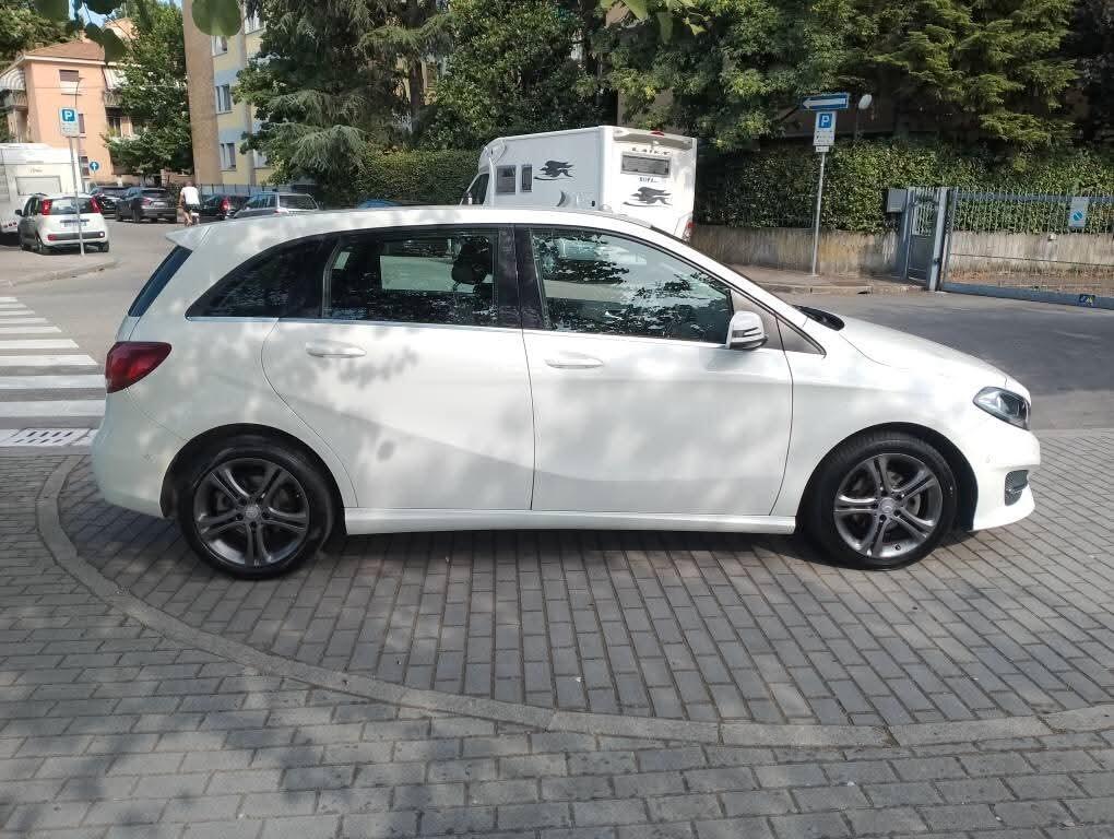 Mercedes-benz B 180 B 180 CDI Automatic Premium