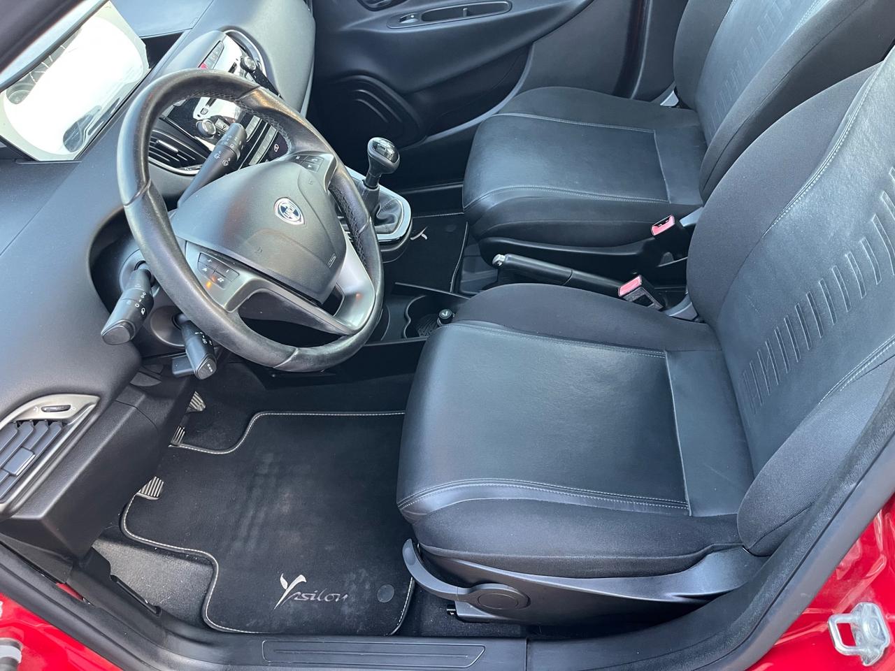 Lancia Ypsilon 1.3 MJT 16V 95 CV 5 porte S&S Gold