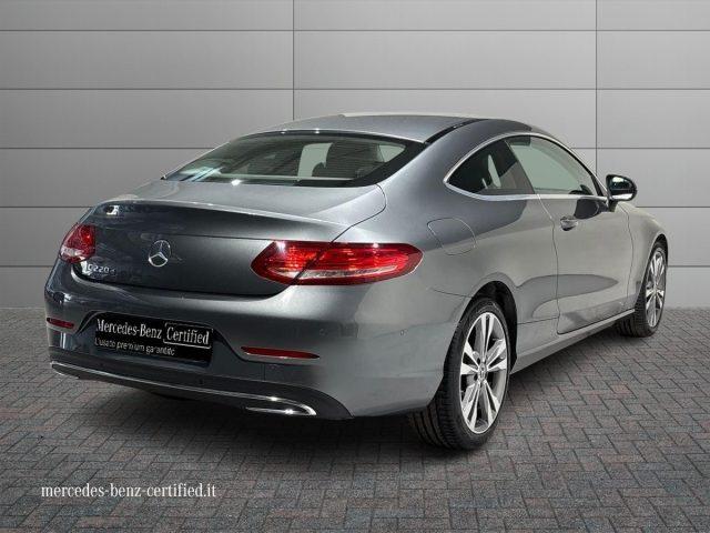 MERCEDES-BENZ C 220 d Coupé Sport