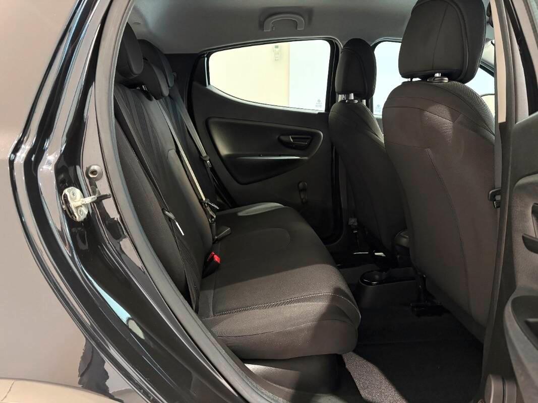 Lancia Ypsilon III 1.0 firefly hybrid Gold s&s 70cv 5p.ti