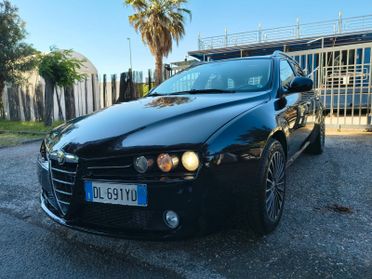 Alfa Romeo 159 1.9 jtd con modifiche