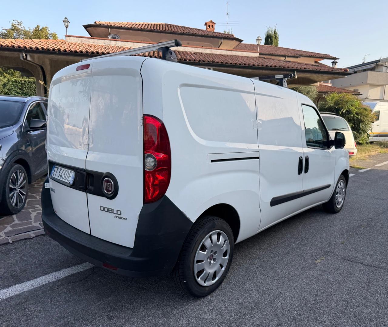 Fiat Doblo Doblò 1.4 T-Jet Natural Power PL-TN Cargo Maxi Lamierato