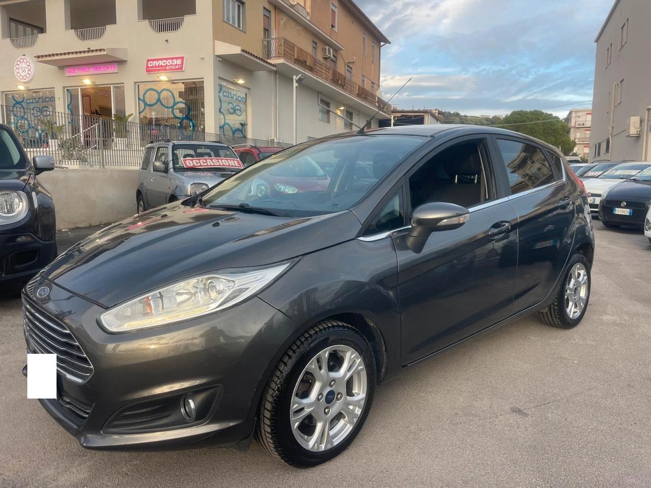 Ford Fiesta 1.4 5p. Bz. 95CV - GPL Titanium