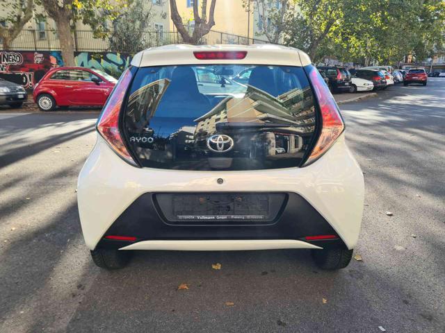 TOYOTA Aygo 1.0 VVT-i 69 CV 3 porte x-cool TSS