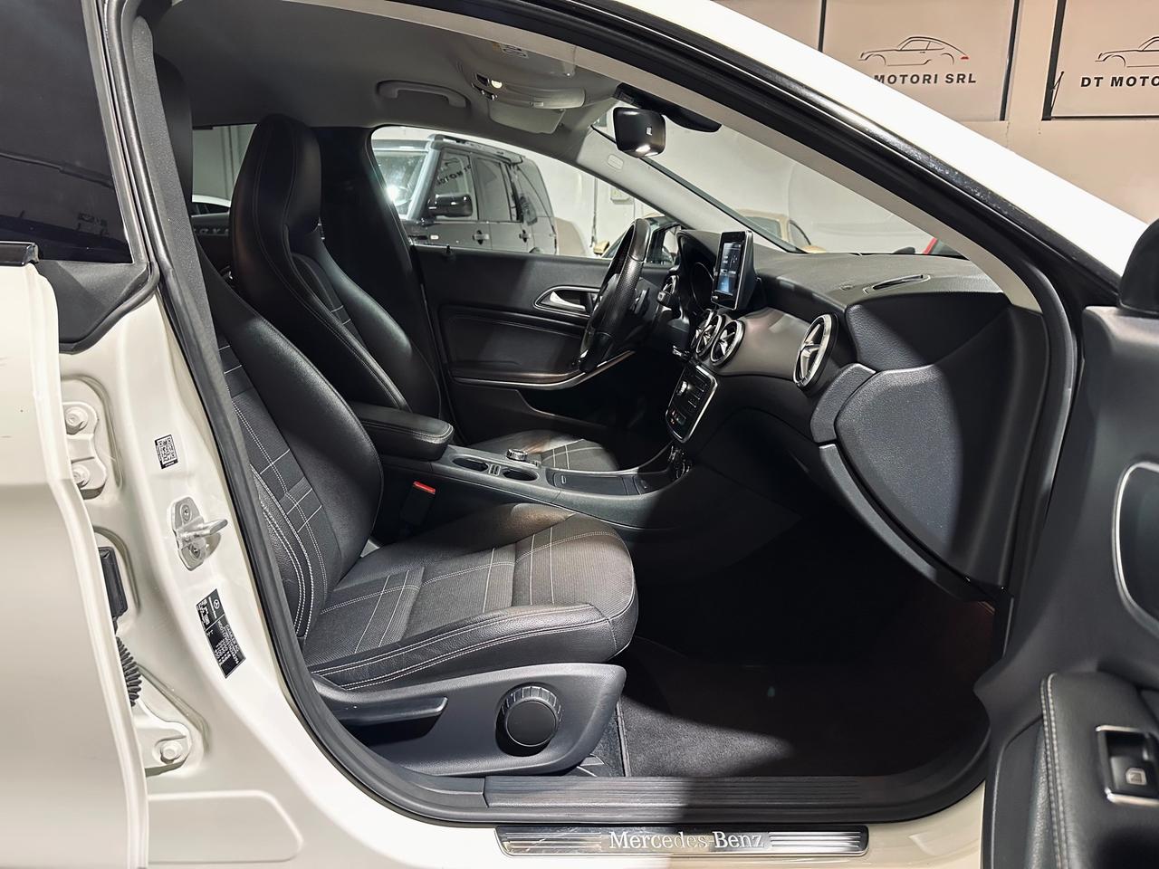 Mercedes-benz CLA 220 d XENON - EURO 6b -MOTORE MERCEDES