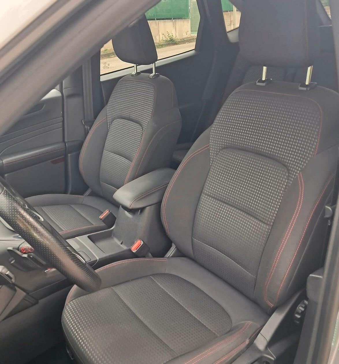Ford Kuga 1.5 EcoBlue 120 CV 2WD ST-Line (Iva esposta)