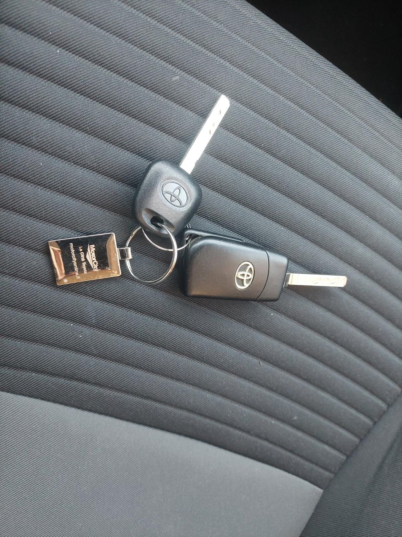 Toyota Yaris 1.0 5 porte Business