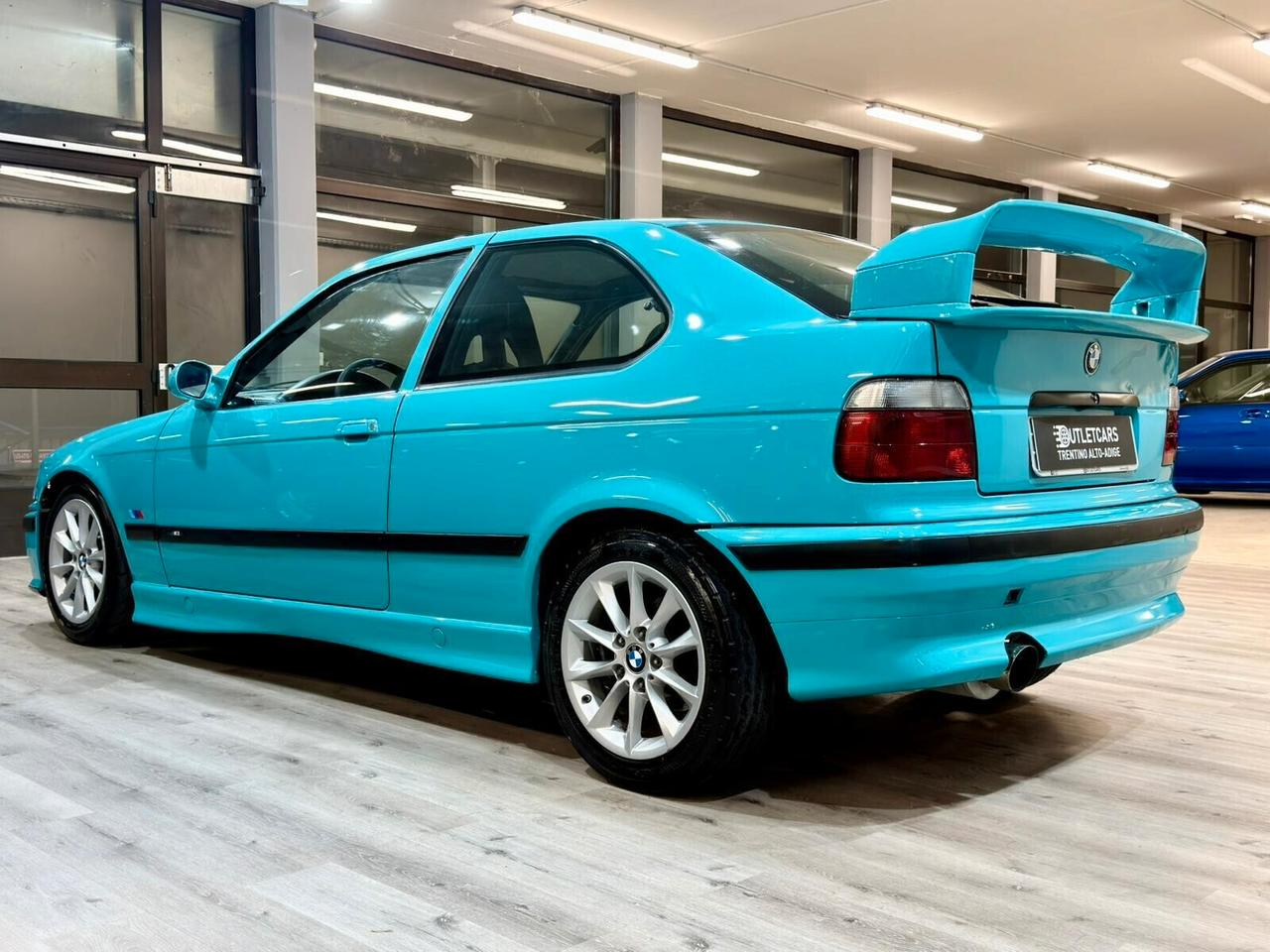 BMW 320i COMPACT DRIFT