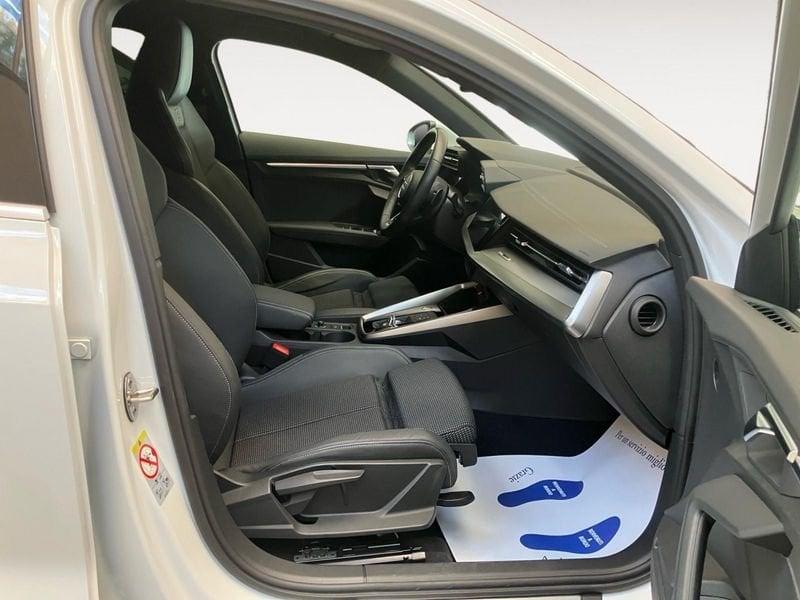 Audi A3 Sportback 35 TDI S tronic S line Edition