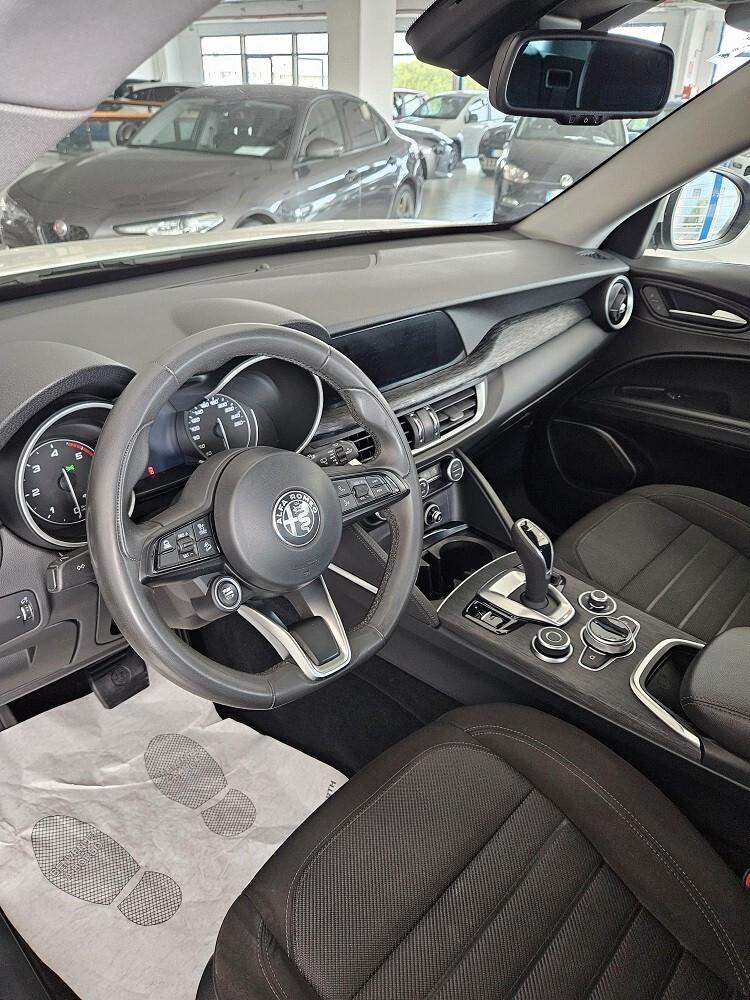 Alfa Romeo Stelvio 2.2 Turbodiesel 190 CV AT8 RWD Business