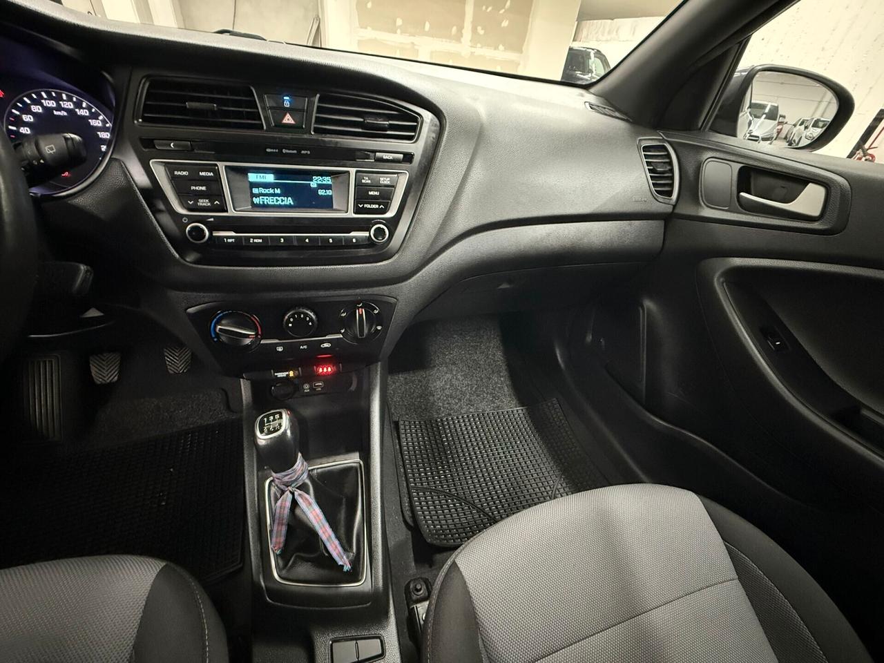 Hyundai i20 1.2 75 CV 5 porte Econext Comfort 2017