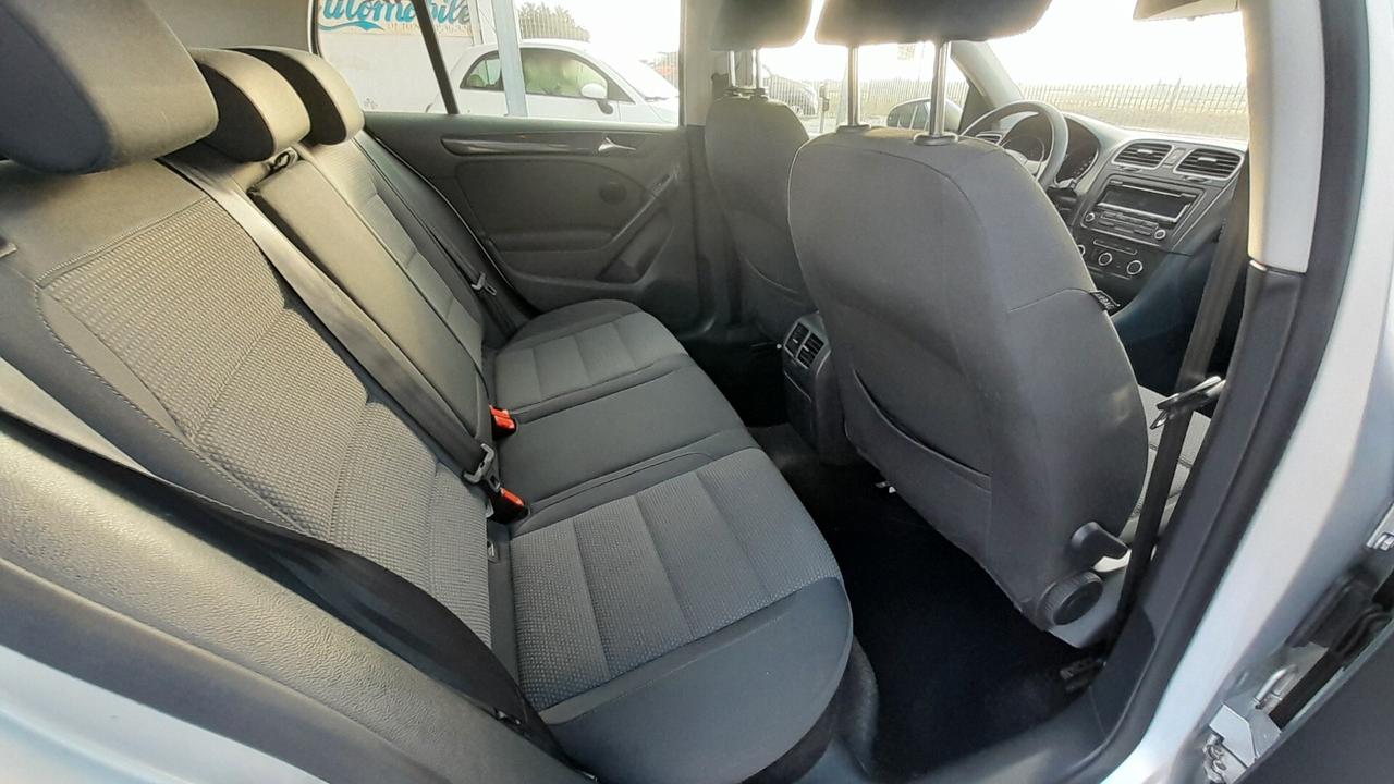 Volkswagen Golf 1.6 TDI DPF 5p. Highline