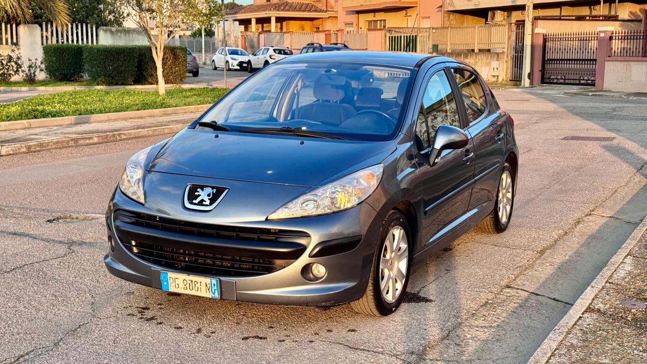 Peugeot 207 1.6 HDi 90CV 5P XS (66 kw)